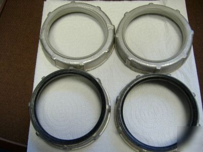 Lot of 3-1/2-in insulated malleable conduit bushings