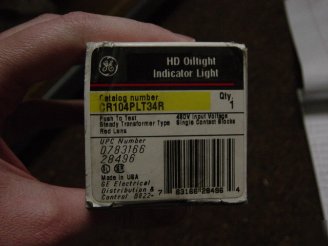 General electric CR104PLT34R red indicator light