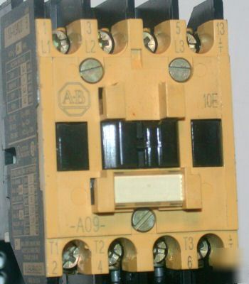 Nice allen bradley contactor & relay model#100-A09ND3 b