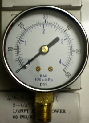 Lot of 7 pressure gauges 0-60 psi, 0-4 bar/kpa 1/4