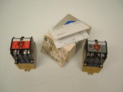 Allen bradley relay 1 700-P400A1 PK400A1 lot of 2