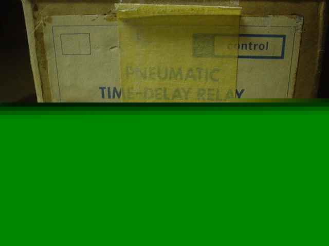 Ge CR2820B121AA2 pneumatic time delay relay. 