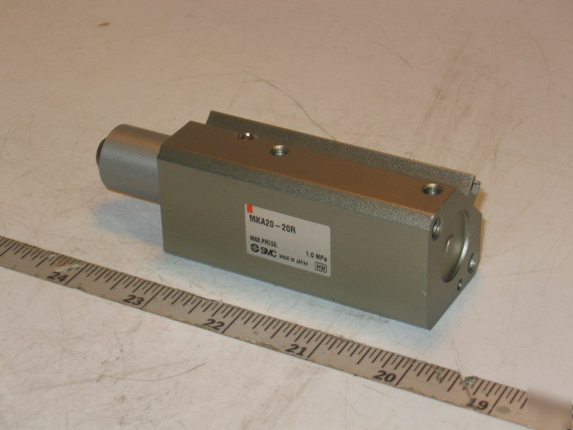 New smc rotary clamp cylinder MKA20-20R