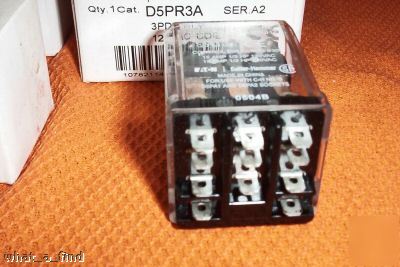 New cutler hammer eaton relay D5PR3A warranty 