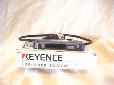 New keyence dual display digital sensor #fs-V21RP(2438)