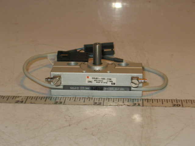 Smc miniature rotary actuator CRJB1-180-F9N