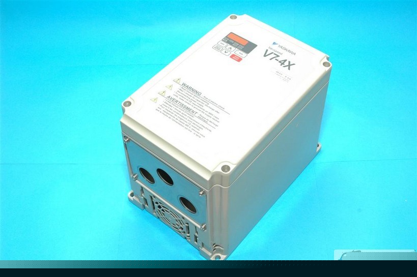 5HP 460V yaskawa V7-4X varispeed cimr-V7CU43P7 ac drive