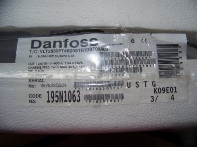 New danfoss vlt 2830PT4B20STR1DBF00A00 vfd drive