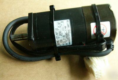 Yaskawa ac servo motor sgme-01AF12 100W 200V 0.87A