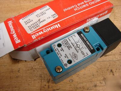 Honeywell micro-switch proximity limit LYT01C-2S