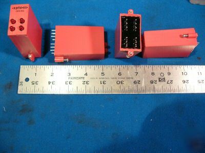 Opto 22 ODC5Q 4-channel relay dc output 5-60VDC lot 4EA