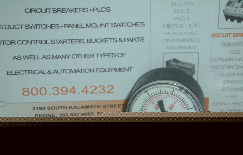 Pressure gauge noshok 0-100PSI or 0-700KPA