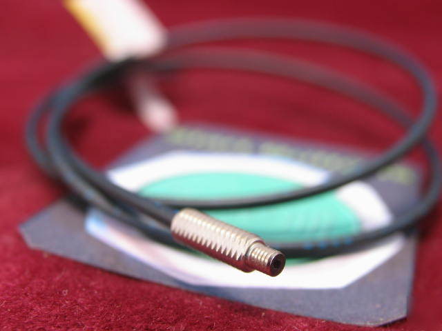 E32-TC50 omron fiber optic cable connector
