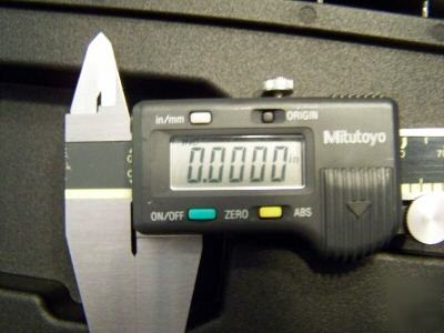 Mitutoyo absolute digital caliper cd-8