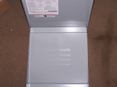 Murray 125A outdoor main lug 8POSITION panel