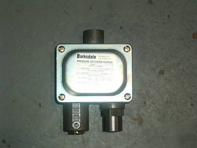 New barksdale pressure switch 9048-4 