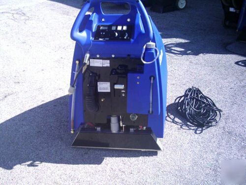 Clarke alto 26E carpet extractor vacuum floor scrubber