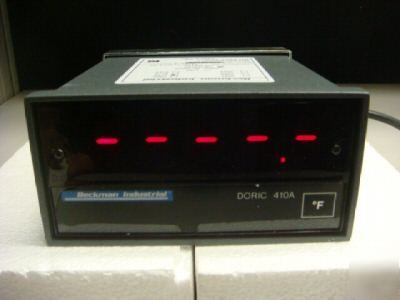 Doric 400A digital temperature thermocouple indicator