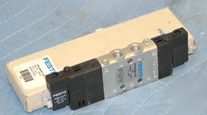 New festo CPE14-M1BH-5/3E-1/8 solenoid pneumatic valve 