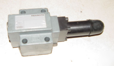 New rexroth hydraulic valve DR10DP2-32/75YM 