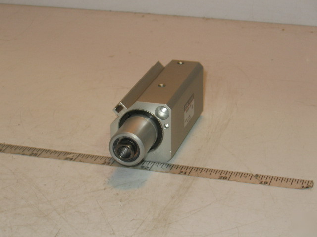 New smc heavy duty rotary clamp cylinder MK2B25-20L