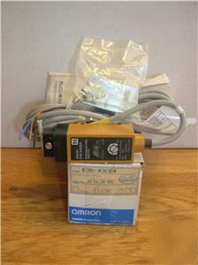 Omron E3S-X3CE4 E3SX3CE4 photoelectric swith 