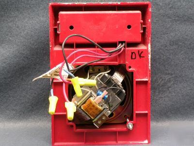 Simplex model #4903-9101 fire alarm w/stobe