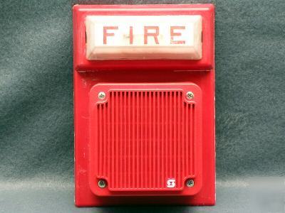 Simplex model #4903-9101 fire alarm w/stobe