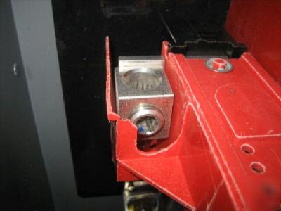 Square d HU364 safety switch 200 amp disconnect type 1