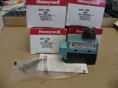 New honeywell BZE6-2RN 9847 micro switch >