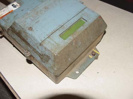 Rosemount magnetic flow transmitter 8721CR12M4T1