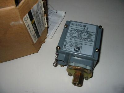 Square d industrial pressure switch gaw-24 _J9