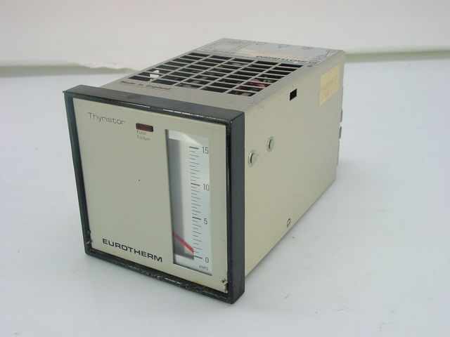 Eurotherm 931 thyristor controller 931/10A/240V/m/bb/X1