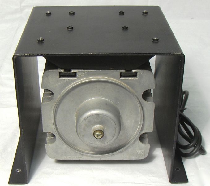 Medo vacuum pump 100V 60HZ 70W nitto kohki