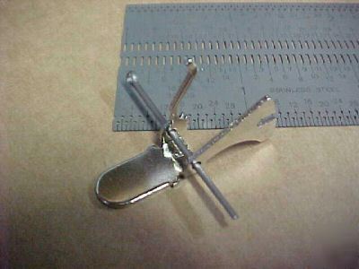 Miniature actuator flipper (500)