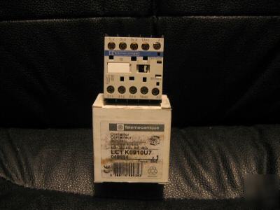 Telemecanique mini contactor 9A LC1 K0910U7