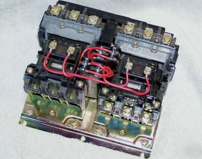 Allen bradley 27 amp reversing contactor 120VAC coil