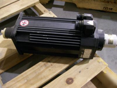 Bosch servo motor se-B4 130 030-14 w/ encoder