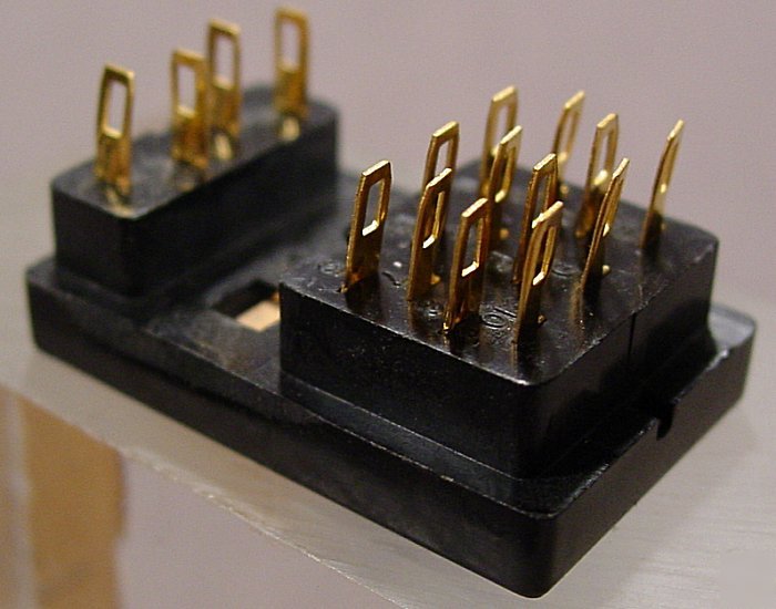 Parelco magnecraft 16 pin relay sockets gold class 67