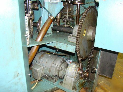 Tyco amp iv ampomator auto wire lead making machine