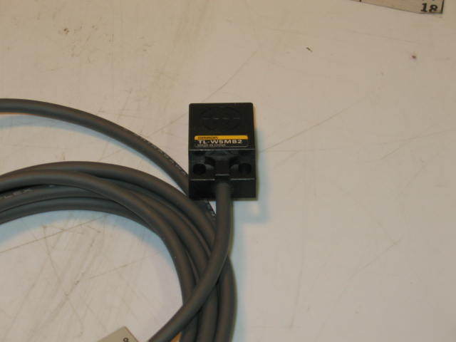 New omron proximity sensor switch tl-W5MB2