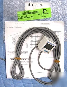 New smc ISE4-T1-65 digital pressure sensor switch 