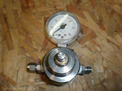 Tescom valve T64102