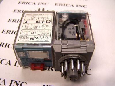 Turck C2-A30 x mr-c 8 pin relay 240 v ac