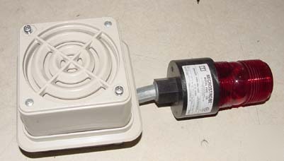 Federal signal selectone industrial buzzer w/ light