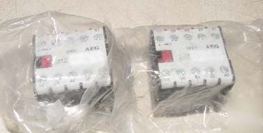 New 2PC aeg iec contactor relay 071-00