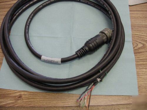 New allen-bradley 1326-ceu-15 comm. & velo cable, <