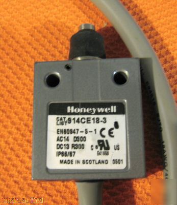 New honeywell 914CE18-3 micro limit switch 914CE183
