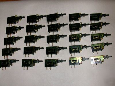 Spst pushbutton switches - (on-off) DS670K