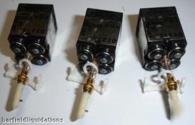 Lot 3 auto/man push switches BG4,0648,92220